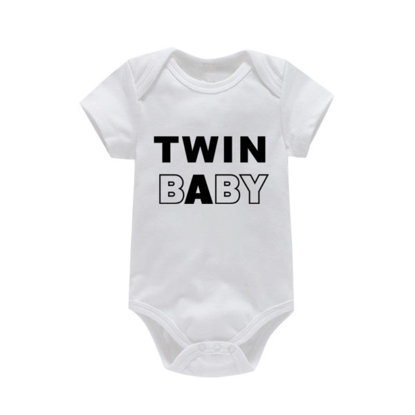 בגד גוף לתינוקות תאומים עם הדפס – Twin Baby 4